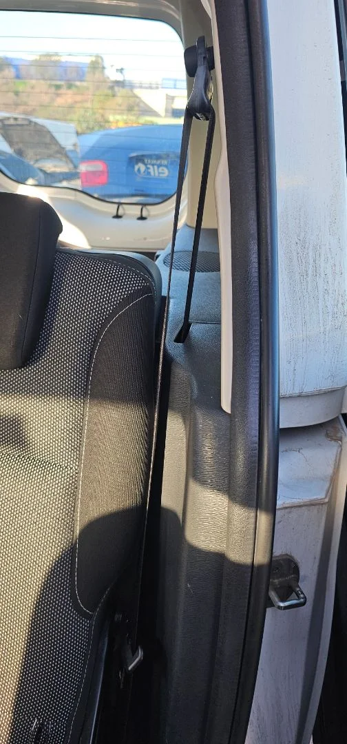 Foto de CINTURON SEGURIDAD TRASERO IZQUIERDO RENAULT KANGOO II (F/KW0) 1.5 dCi Diesel FAP (90 CV / 66 KW)