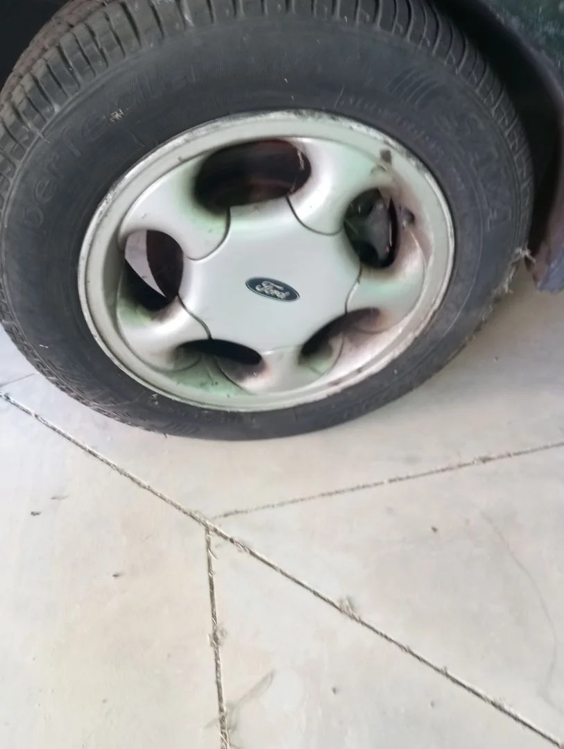 Foto de LLANTA FORD KA (CCQ) 1.3 CAT (50 CV / 37 KW) referencia 1131581