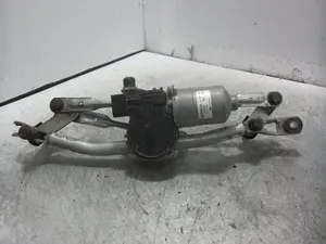 Foto de MOTOR LIMPIA DELANTERO FIAT 500X (334) 2.0 16V Multijet CAT (140 CV / 103 KW) referencia 0390243533 foto 3