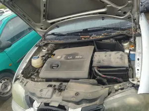 Foto de MOTOR COMPLETO SEAT CORDOBA BERLINA (6L2) 1.4 16V (101 CV / 74 KW)