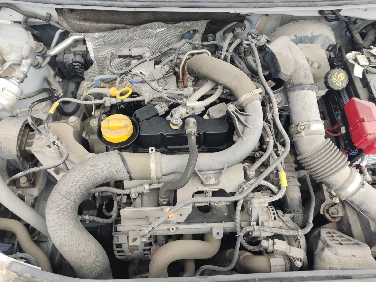 Foto de MOTOR COMPLETO DACIA SANDERO III 1.0 TCE CAT (91 CV / 67 KW) referencia H4D 470