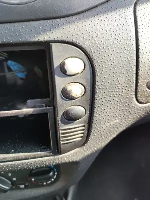 Foto de INTERRUPTOR CITROEN C3 1.4  (73 CV / 54 KW)