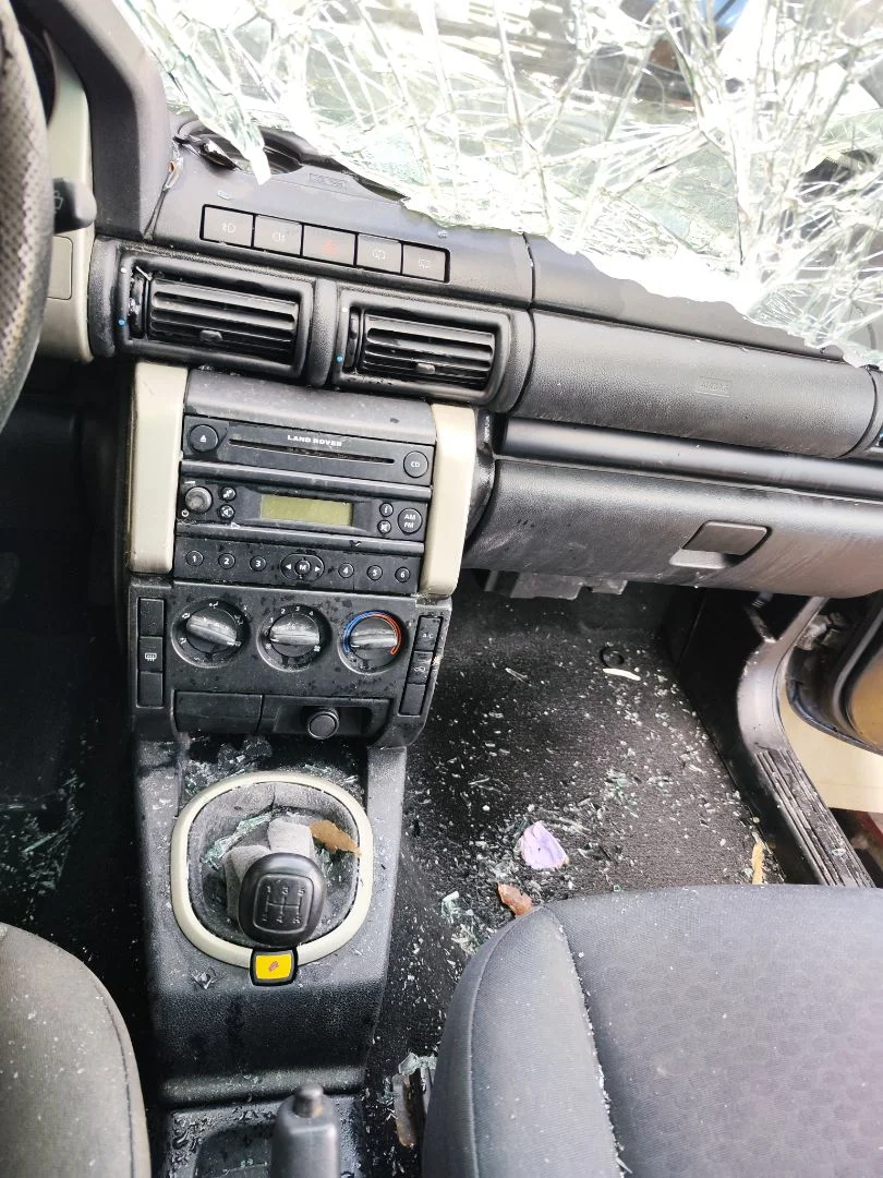 Foto de CONSOLA CENTRAL LAND ROVER FREELANDER (LN) 2.0 Td4 CAT (109 CV / 80 KW)