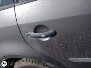 Foto de MANETA EXTERIOR TRASERA IZQUIERDA VOLKSWAGEN TOURAN (1T2) 1.9 TDI (105 CV / 77 KW) referencia 7H0837205D GRU