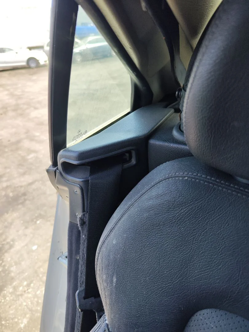 Foto de CINTURON SEGURIDAD DELANTERO DERECHO MERCEDES-BENZ SLK (BM 170) ROADSTER 2.0 16V CAT (136 CV / 100 KW) referencia A1708601085