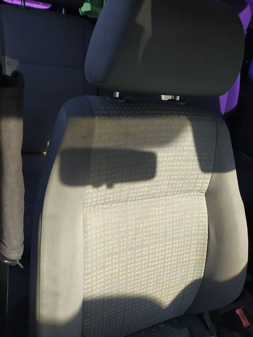 Foto de ASIENTO DELANTERO DERECHO VOLKSWAGEN CADDY (2K)(02.2004) 1.9 TDI (BSU) (75 CV / 55 KW)