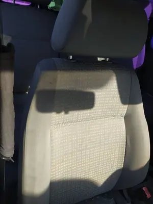 Foto de ASIENTO DELANTERO DERECHO VOLKSWAGEN CADDY (2K)(02.2004) 1.9 TDI (BSU) (75 CV / 55 KW)