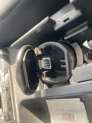 Foto de CENICERO SUZUKI GRAND VITARA (JB/JT) 2.0 16V CAT (140 CV / 103 KW)
