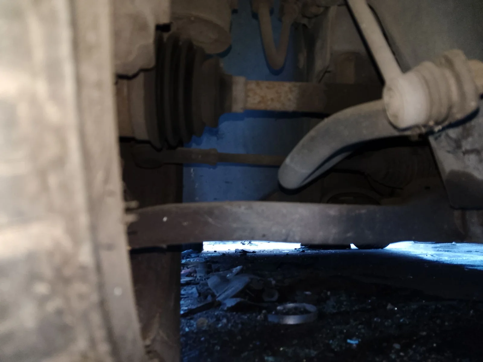 Foto de BRAZO SUSPENSION DELANTERO DERECHO SMART FORFOUR 1.5 CDI CAT (68 CV / 50 KW)