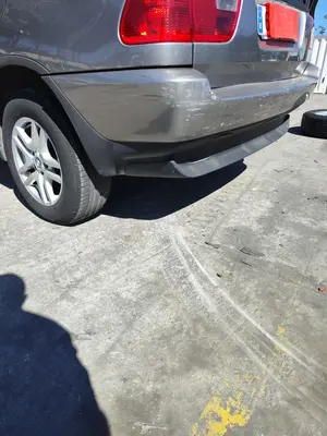 Foto de PARAGOLPES TRASERO BMW SERIE X5 (E53) 3.0 Turbodiesel CAT (218 CV / 160 KW)