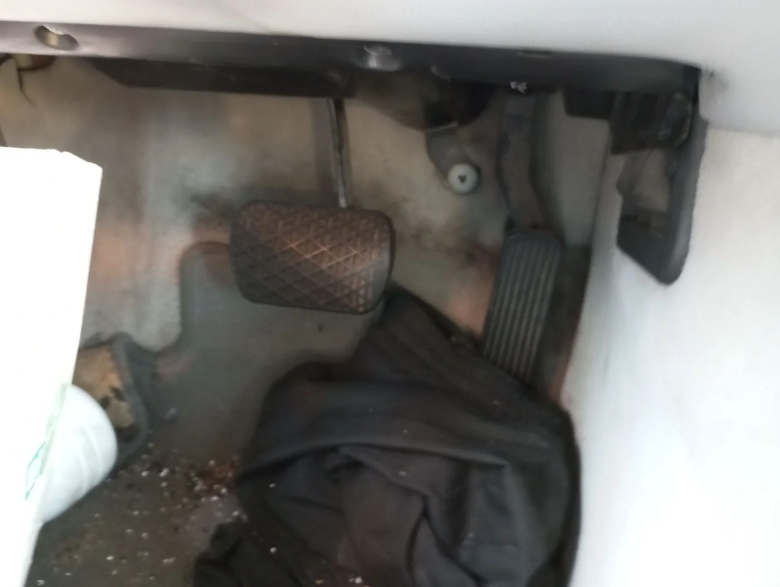 Foto de PEDAL FRENO MERCEDES-BENZ CLK (BM 208) COUPE 2.0 Compresor CAT (163 CV / 120 KW)