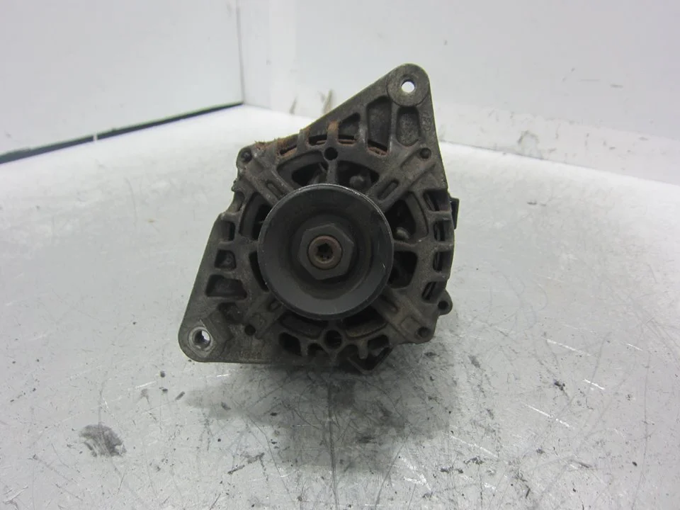 Foto de ALTERNADOR HYUNDAI ACCENT (LC) referencia 3730022650