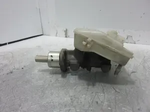 Foto de BOMBA FRENO PEUGEOT 206 1.4 16V CAT (KFU / ET3J4) (88 CV / 65 KW) referencia 03350886501 foto 6