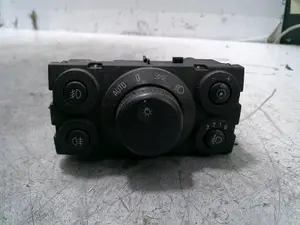 Foto de MANDO LUCES OPEL ASTRA H BERLINA 1.7 16V CDTI (101 CV / 74 KW) referencia 13100124