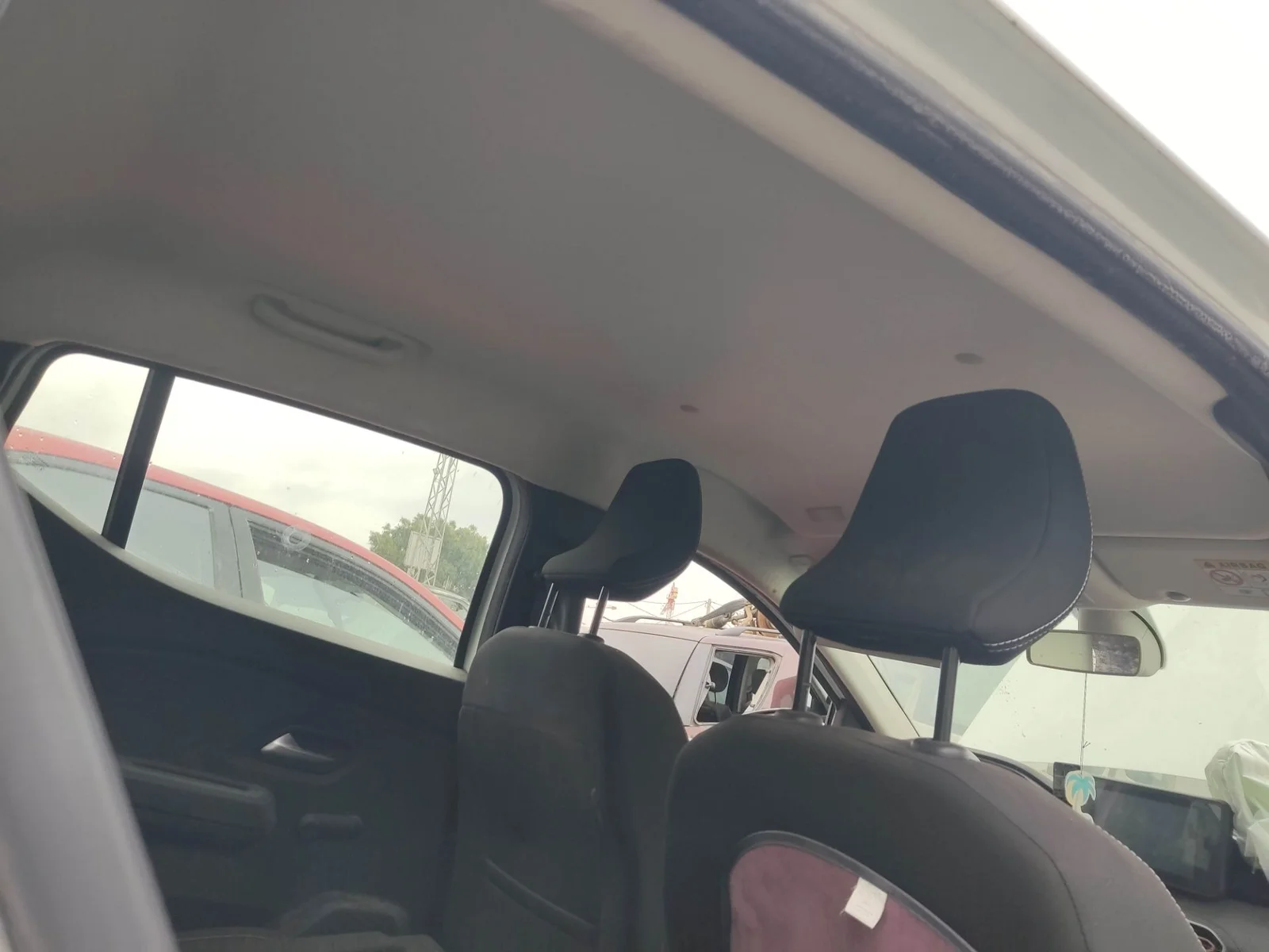 Foto de TECHO INTERIOR DACIA SANDERO III 1.0 TCE CAT (91 CV / 67 KW) referencia 739107993R