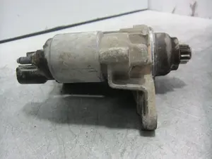 Foto de MOTOR ARRANQUE VOLKSWAGEN POLO V (6C1) 1.0 (75 CV / 55 KW) referencia 02T911023R foto 2