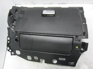 Foto de GUANTERA PORSCHE MACAN (95BA) referencia 95B857558 foto 1