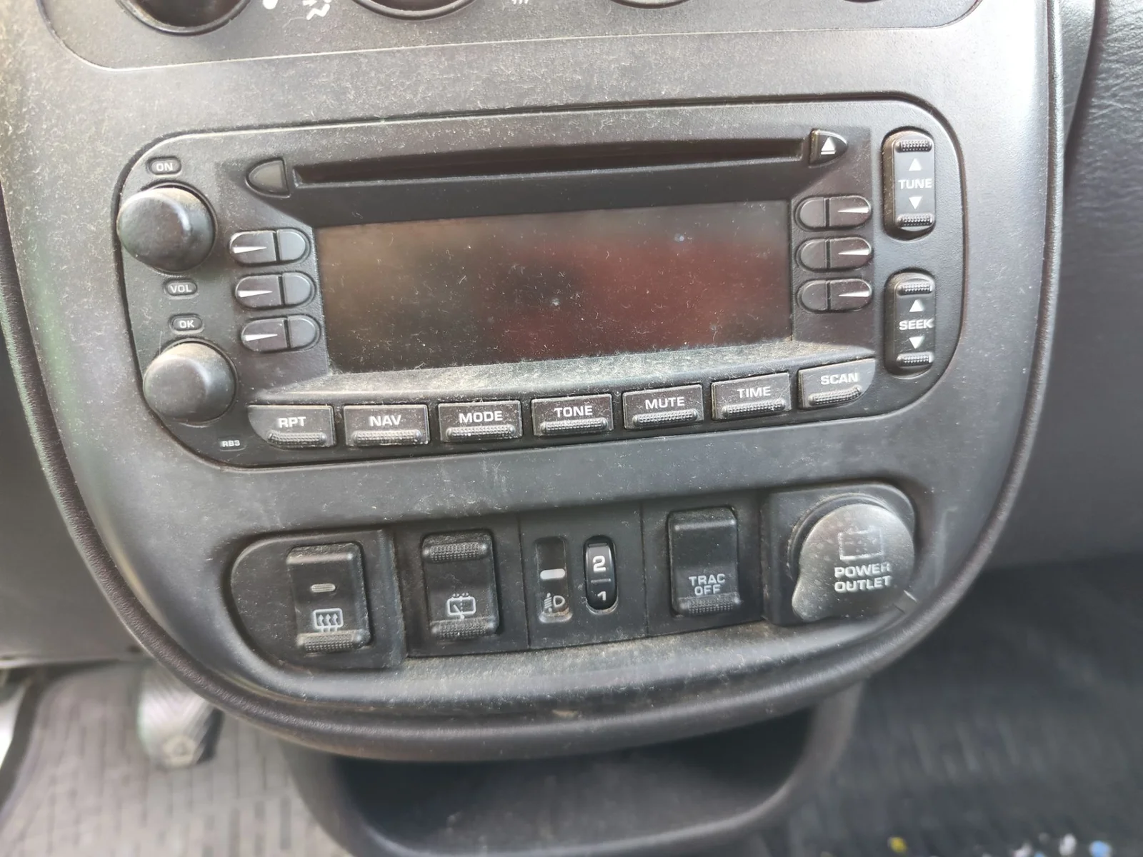 Foto de SISTEMA AUDIO / RADIO CD CHRYSLER PT CRUISER 2.2 CRD CAT (121 CV / 89 KW)