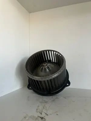 Foto de VENTILADOR CALEFACCION TOYOTA COROLLA (E12) referencia 0130101601.