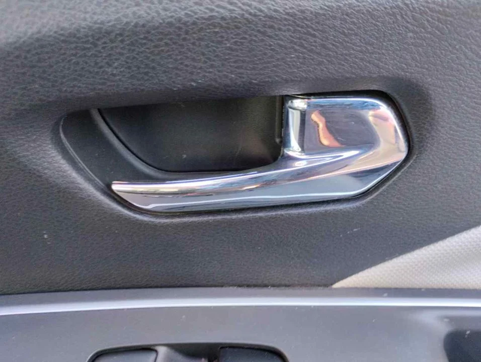 Foto de MANETA INTERIOR DELANTERA DERECHA NISSAN MICRA (K14) 0.9 CAT (90 CV / 66 KW)