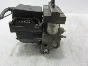 Foto de ABS OPEL ASTRA F BERLINA 1.6 CAT (101 CV / 74 KW) referencia 0265208011 foto 3
