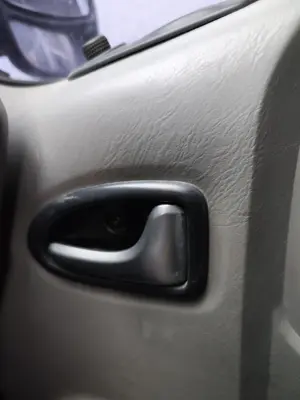 Foto de MANETA INTERIOR DELANTERA DERECHA OPEL VIVARO FURGÓN/COMBI 2.0 16V CDTI (114 CV / 84 KW)