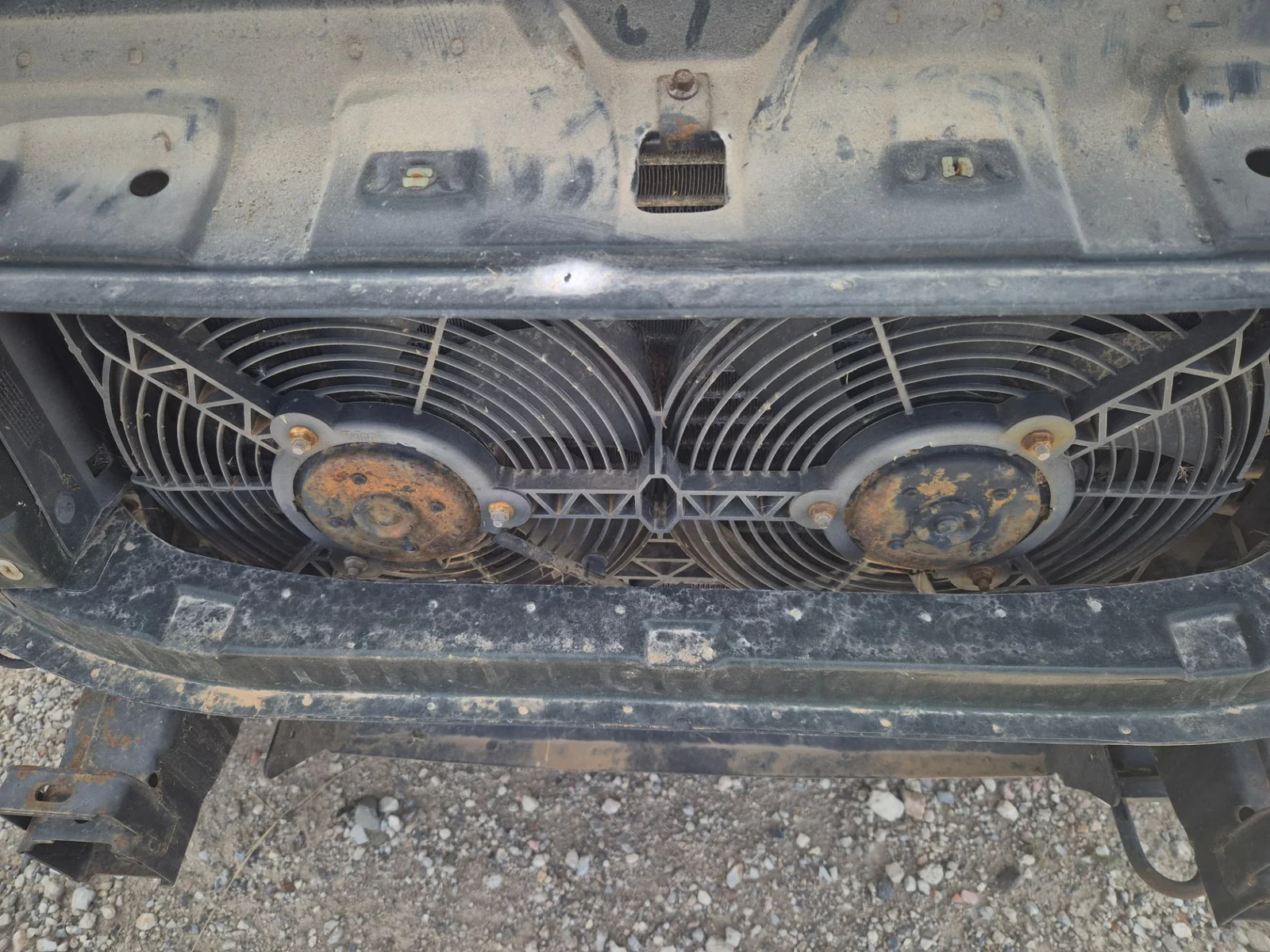 Foto de ELECTROVENTILADOR RADIADOR AIRE ACONDICIONADO LAND ROVER RANGE ROVER (LP) 4.6 CAT (218 CV / 160 KW)