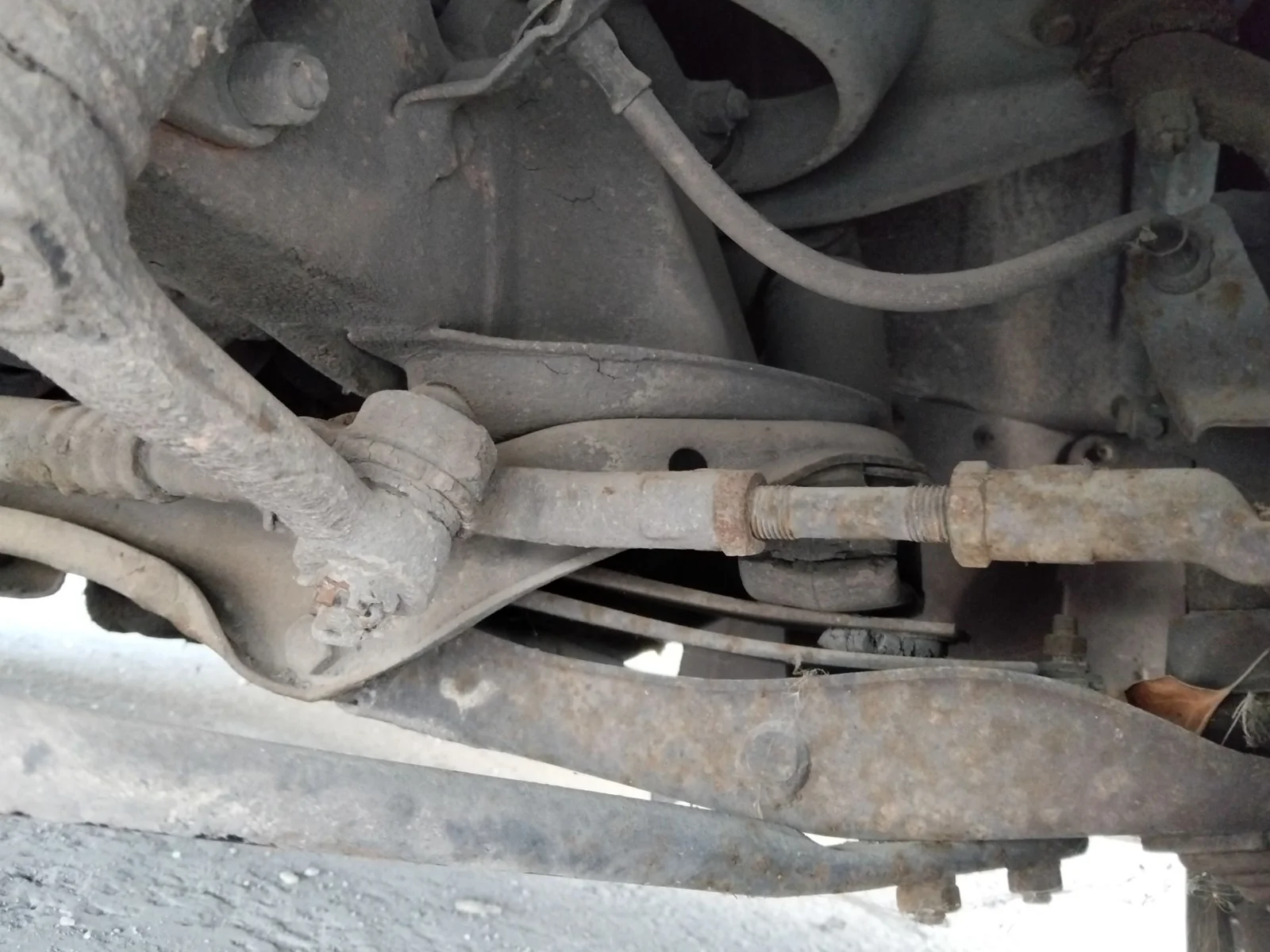 Foto de AMORTIGUADOR DELANTERO DERECHO NISSAN VANETTE (C220) 2.0 Diesel (67 CV / 49 KW)
