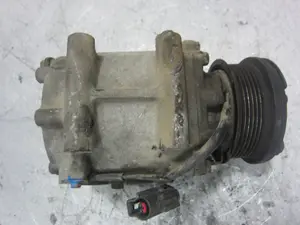 Foto de COMPRESOR AIRE ACONDICIONADO FORD FIESTA (CBK) referencia 2S6H19D629AB foto 8