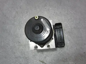 Foto de ABS BMW SERIE 3 BERLINA (E90) 2.0 16V Diesel (163 CV / 120 KW) referencia 3451677148601 foto 2