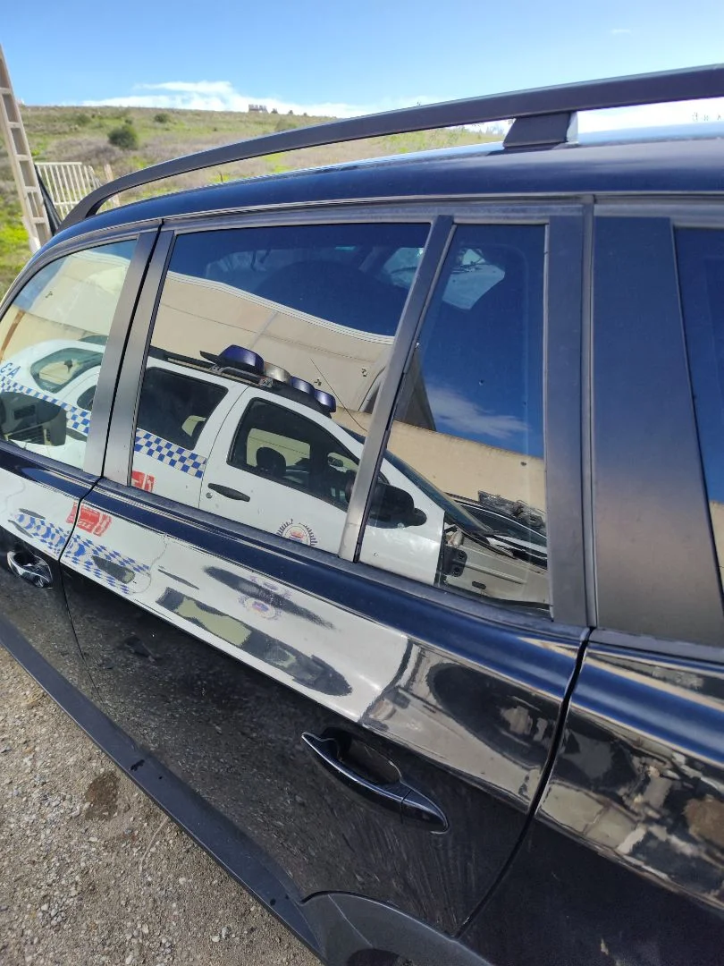 Foto de LUNA TRASERA IZQUIERDA BMW SERIE X3 (E83) 2.0 16V Diesel CAT (150 CV / 110 KW)