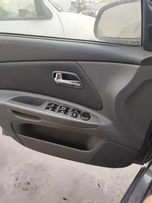 Foto de ELEVALUNAS DELANTERO IZQUIERDO KIA RIO (JB) 1.5 CRDi (110 CV / 81 KW) referencia 824031G010