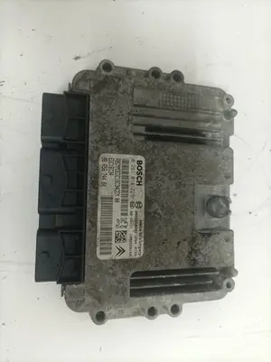 Foto de CENTRALITA MOTOR UCE CITROEN C4 BERLINA referencia 9653958980 foto 4