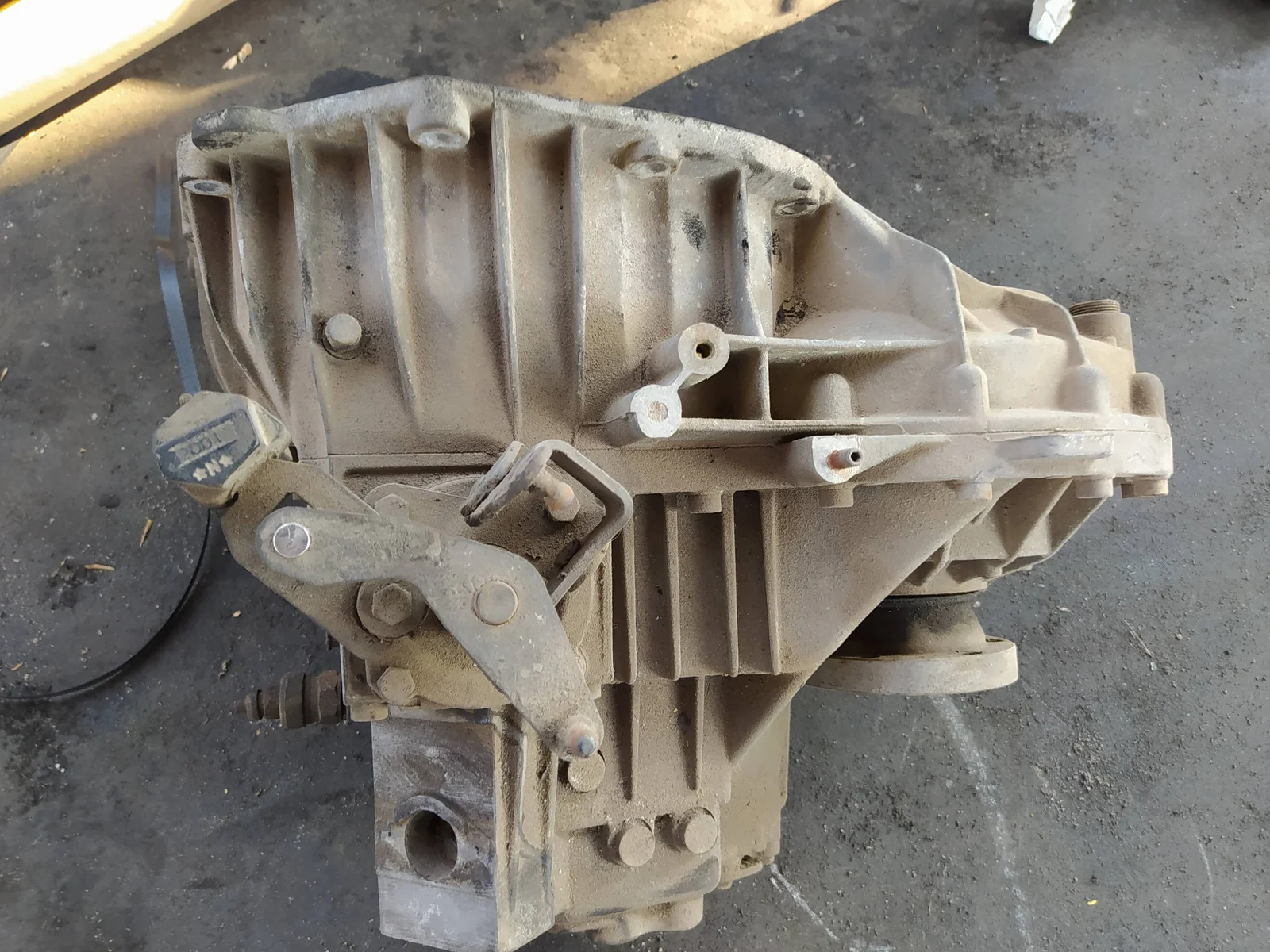 Foto de CAJA CAMBIOS MERCEDES-BENZ VITO FURGÓN (638) referencia A6382602300