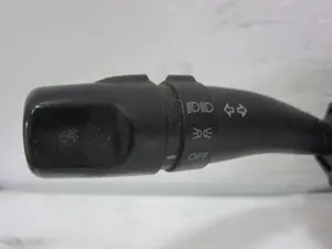 Foto de MANDO MULTIFUNCION HYUNDAI MATRIX (FC) 1.6 CAT (103 CV / 76 KW) referencia 9340017260 foto 2