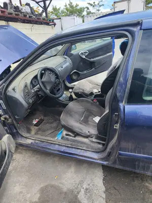 Foto de GOMAS CONTORNO PUERTA CITROEN XSARA COUPE 2.0 HDi CAT (RHY / DW10TD) (90 CV / 66 KW)