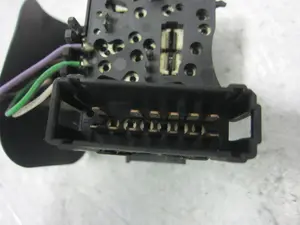 Foto de MANDO LUCES RENAULT CLIO II FASE II (B/CB0) 1.2 (75 CV / 55 KW) referencia 6166018 foto 4