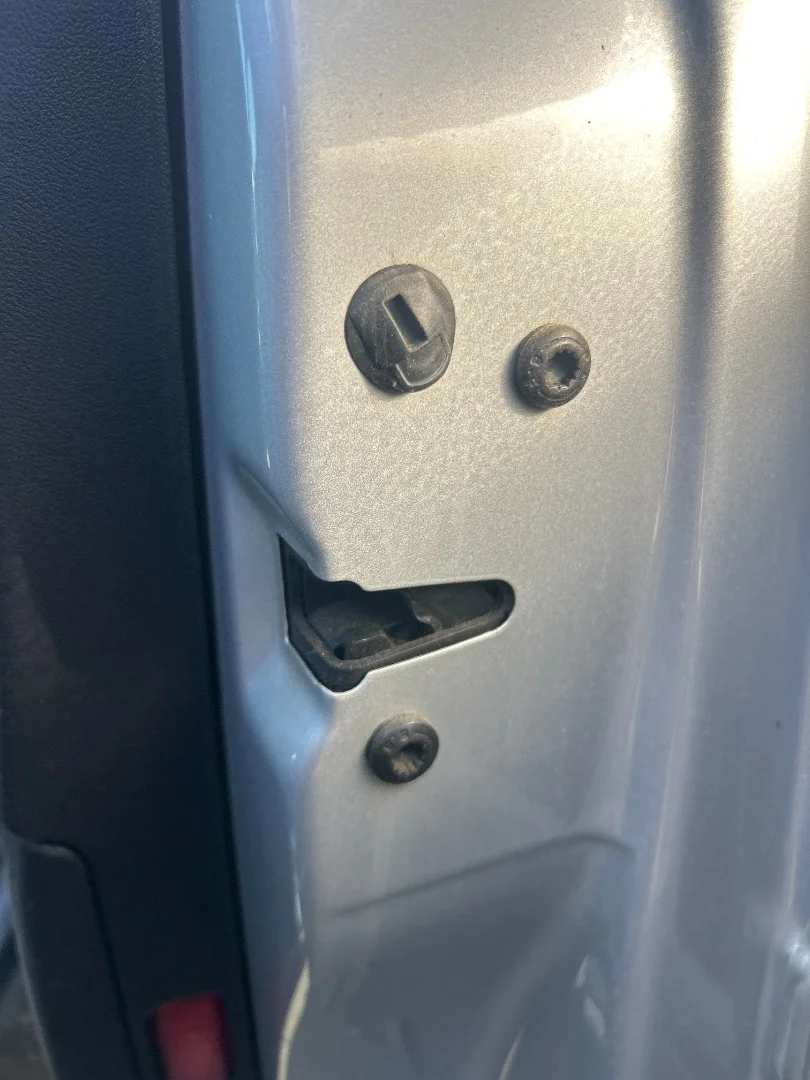 Foto de CERRADURA PUERTA DELANTERA DERECHA AUDI A3 SPORTBACK (8PA) 2.0 16V TFSI (200 CV / 147 KW) referencia 4F1837016