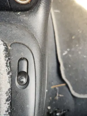 Foto de MANDO ELEVALUNAS DELANTERO DERECHO OPEL VECTRA B BERLINA 2.0 DTI (101 CV / 74 KW)