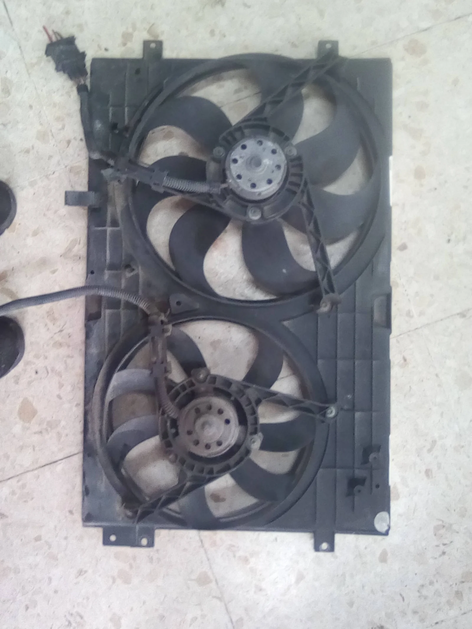 Foto de ELECTROVENTILADOR VOLKSWAGEN GOLF IV BERLINA (1J1)(10.1997) referencia 1J0959455F