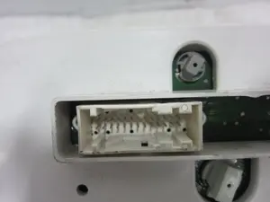 Foto de CUADRO INSTRUMENTOS FORD FOCUS BERLINA (CAK) 1.8 TDDI Turbodiesel CAT (90 CV / 66 KW) referencia 98AP10841BC foto 2