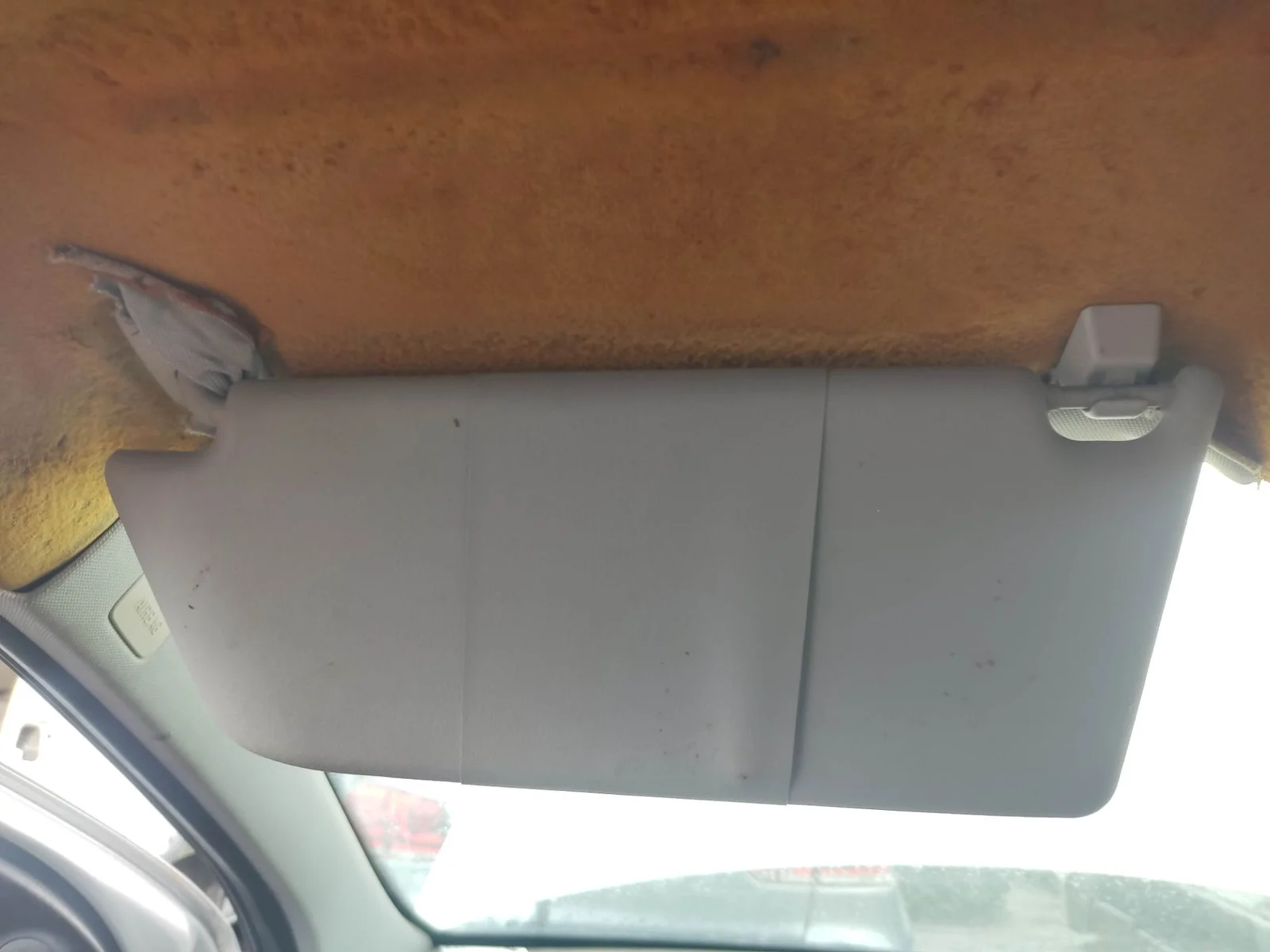 Foto de PARASOL IZQUIERDO OPEL ASTRA H GTC 1.3 16V CDTI CAT (Z 13 DTH / L4I) (90 CV / 66 KW)