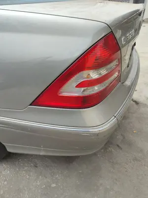 Foto de PILOTO TRASERO IZQUIERDO MERCEDES-BENZ CLASE C (BM 203) BERLINA 1.8 CAT (192 CV / 141 KW) referencia A203820196464 foto 5