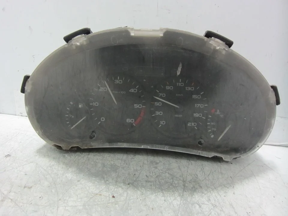 Foto de CUADRO INSTRUMENTOS PEUGEOT PARTNER (S2) 1.9 Diesel (69 CV / 51 KW) referencia 9651740080