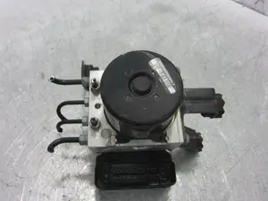 Foto de ABS BMW SERIE 1 BERLINA 5P (F20) 2.0 Turbodiesel (116 CV / 85 KW) referencia 3451685732301 foto 5