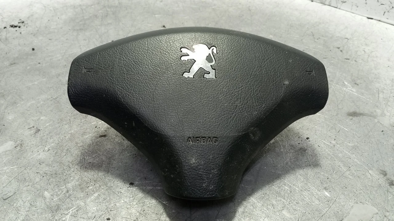 Foto de AIRBAG DELANTERO IZQUIERDO PEUGEOT 5008 1.6 HDi FAP (112 CV / 82 KW) referencia 96845302ZE