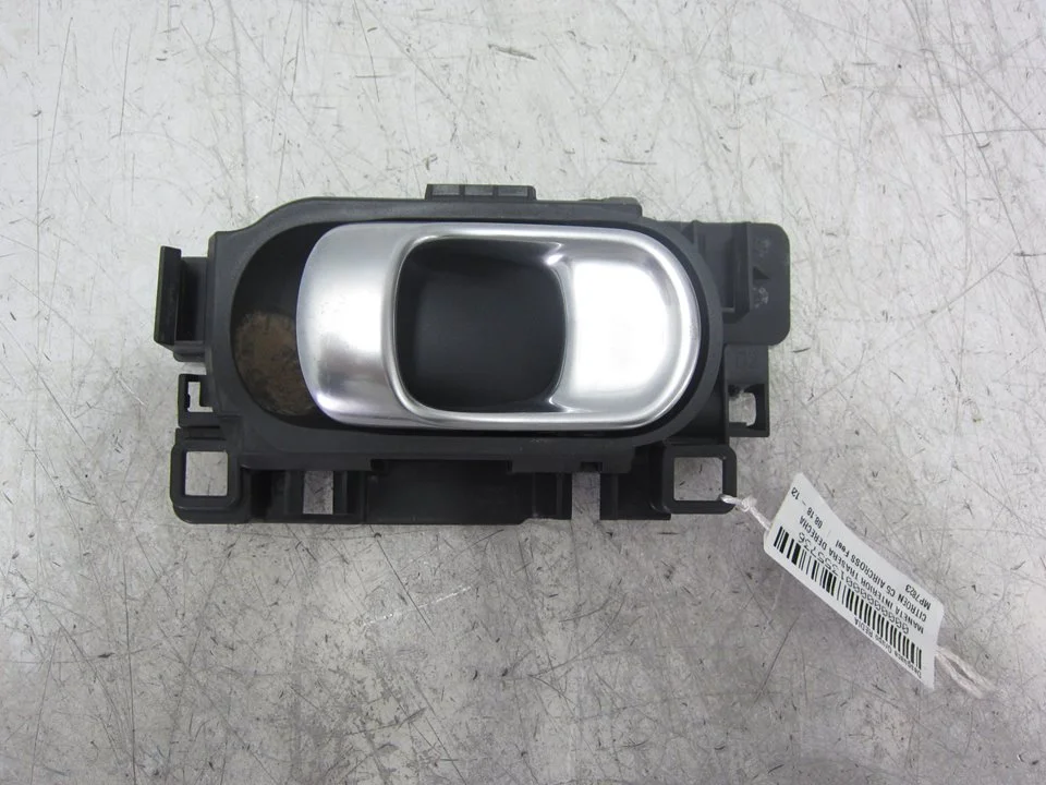 Foto de MANETA INTERIOR TRASERA DERECHA CITROEN C5 AIRCROSS 1.2 12V e-THP / PureTech (131 CV / 96 KW) referencia MP7823
