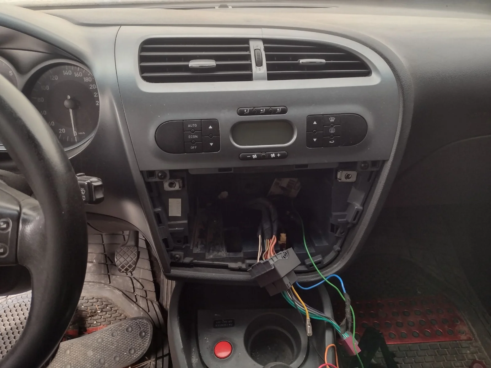 Foto de MANDO CALEFACCION / AIRE ACONDICIONADO SEAT LEON (1P1) 2.0 TDI (140 CV / 103 KW) referencia 1P0907044  FKZ