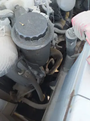 Foto de BOMBA DIRECCION TOYOTA LAND CRUISER (J9) 3.0 Turbodiesel (125 CV / 92 KW)