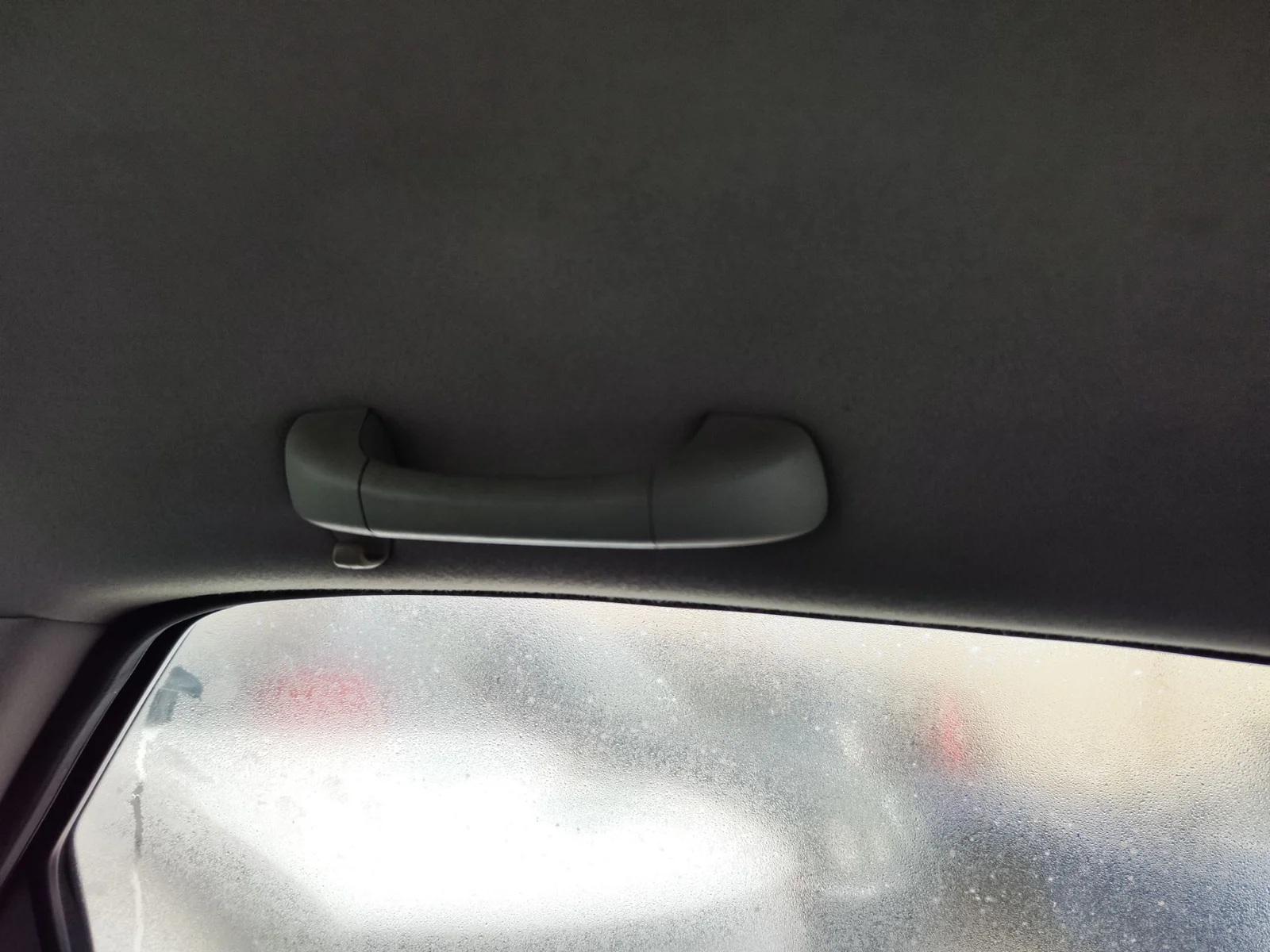 Foto de ASIDERO TECHO TRASERO IZQUIERDO VOLVO S80 BERLINA 2.4 CAT (140 CV / 103 KW)